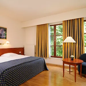 4* Ξενοδοχείο Rosenburg